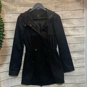 Medium| riley k - Black jacket with hood